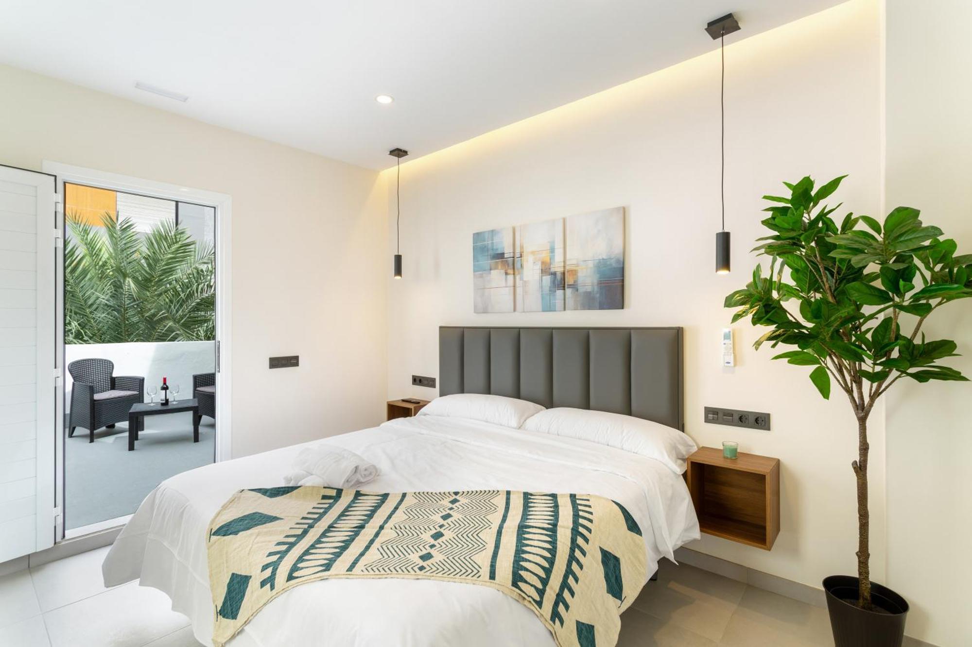 Atw Suites Canteras Las Palmas de Gran Canaria Exterior photo
